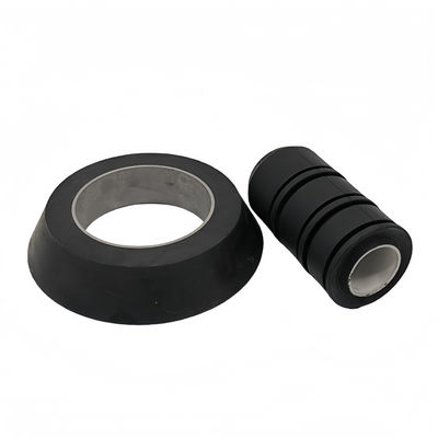 Coupe en caoutchouc NBR FKM résistant à l'huile avec une pression nominale de 10 000 psi et des tailles personnalisées pour le nettoyage de puits de champs pétrolifères