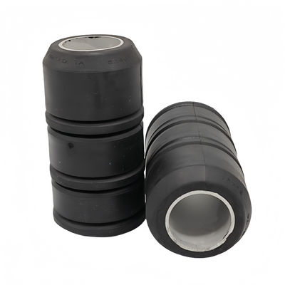 Godets de racleur de puits de pétrole haute performance avec une pression nominale de 10 000 psi, résistants à l'abrasion et aux produits chimiques pour le nettoyage des puits de forage en tailles personnalisées