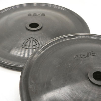 Membrane moulée de précision en caoutchouc pour pompes à eau sous pression