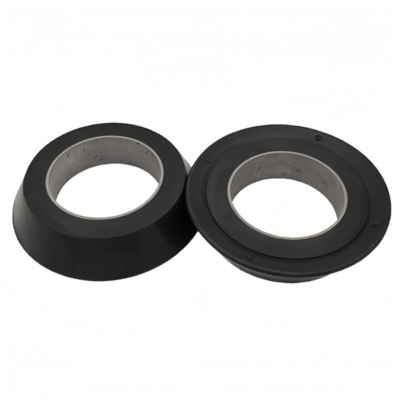 Coupe en caoutchouc NBR FKM résistant à l'huile avec une pression nominale de 10 000 psi et des tailles personnalisées pour le nettoyage de puits de champs pétrolifères